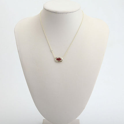 Geometric pendant necklace