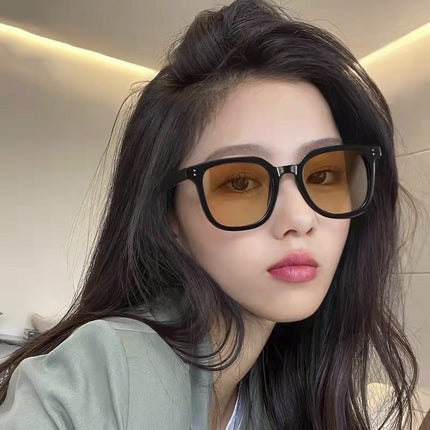 UV-protective sunglasses