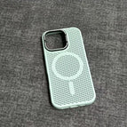 Cyan / iPhone 17 Pro Max