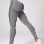 L / Light gray ab yarn