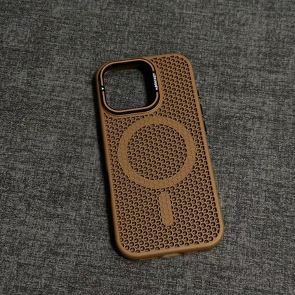 Honeycomb heat dissipation magnetic phone case