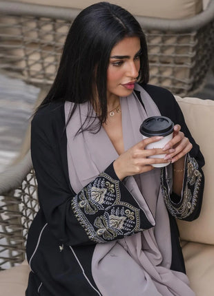 2025 Luxury Black Stylish Open Abaya Embroidered Sleeves Kimono Abaya Quality Polyester Fashion Islamic Clothing