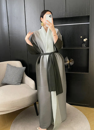 Wind Coat for Women 2024 Autumn New Style Gradient Color, Plus Fat and Enlarged Bat Sleeves, Scarf Style Long Outerwear