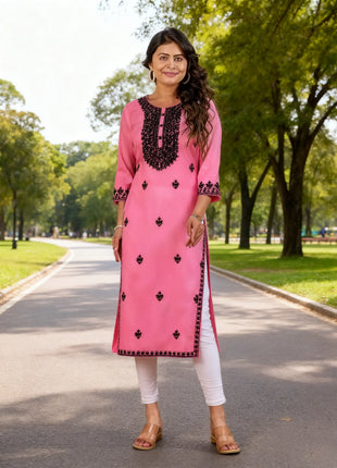 Muslim Dress Kurt Women's Fashionable Straight Tube Casual Round Neck Picture Multiple National Style Robe Femmes Musulmans