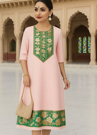 Muslim 2026 Women's Kurtta Fashionable And Elegant Straight Tube Casual Slit hem Pattern Women Dress Turkish Abaya