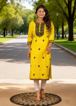 Muslim Dress Kurt Women's Fashionable Straight Tube Casual Round Neck Picture Multiple National Style Robe Femmes Musulmans