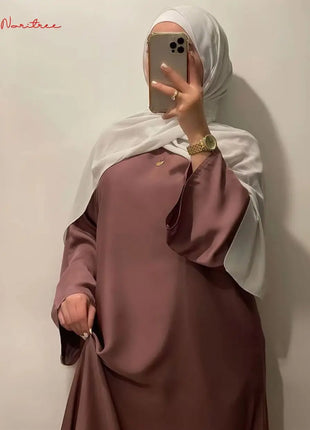 Fashion Sliky Djellaba Muslim Dress Dubai Full Length Flare Sleeved Soft Abaya Dubai Turkey Muslim Islam Robe WY921