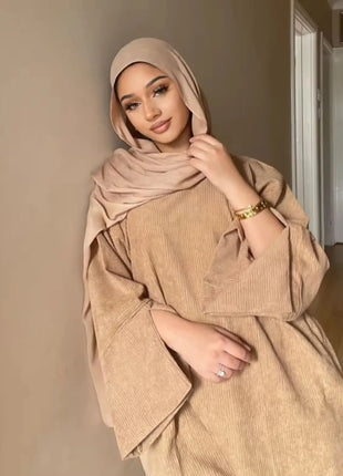 2025 New Arrival Turkey Dubai Muslim Winter Abaya Corduroy Women Closed Abaya Loose Daily Wear Muslim Long Winter Dress