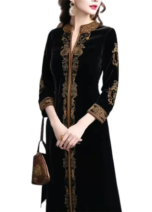 Velvet dress Autumn Winter New High-end Luxury Noble Female Temperament Base Skirt European Goods Heavy-duty Embroidered Skirt