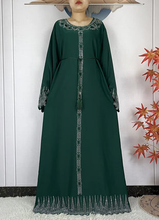 2025 New Abaya Dubai Luxury Muslim Dress for Women Elegant Arabic Femme Abaya Diamond Loose Islamic Long Sleeve Turkey Clothing
