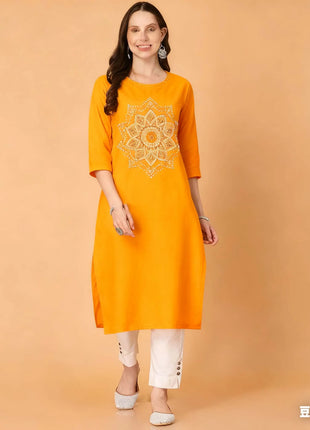 National style Kurtta Women Fashion Comfortable Slit hem Straight Casual Ethnic Peacock Pattern New Dress Ladies Turkish Abaya