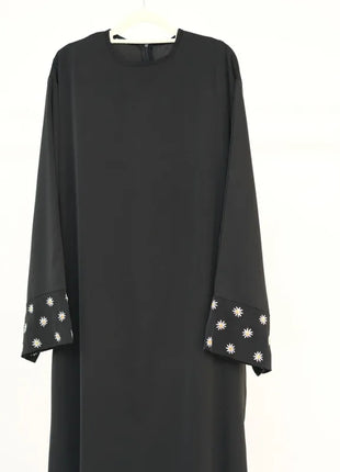 2024 Daisy Embroidery Muslim Modest Dress for Women Eid Saudi Arabia Dubai Abaya Luxury Islam Turkey Holiday Party Jalabiya Robe