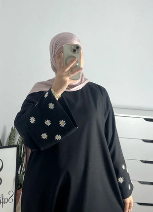 2024 Daisy Embroidery Muslim Modest Dress for Women Eid Saudi Arabia Dubai Abaya Luxury Islam Turkey Holiday Party Jalabiya Robe