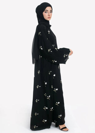 Stylish Muslim Islamic Abaya for Women Light Green Floral Embroidery Delicate Cuffs Ideal for UAE Saudi Arabia Qatar