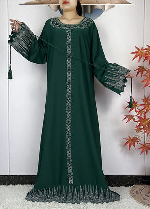 2025 New Abaya Dubai Luxury Muslim Dress for Women Elegant Arabic Femme Abaya Diamond Loose Islamic Long Sleeve Turkey Clothing