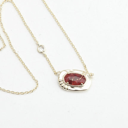 Geometric pendant necklace